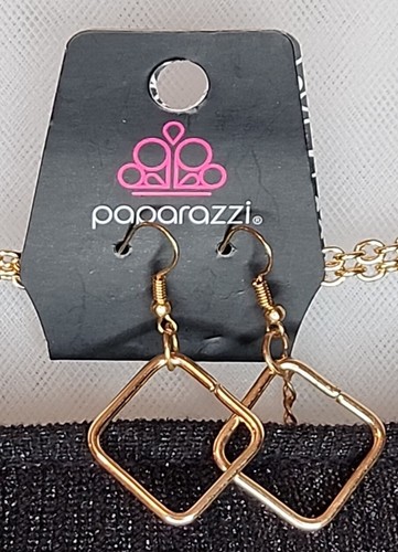 NWT Paparazzi Women's Gold Tone Geometric Chain Necklace With Matching Earrings - Photo 6 sur 8