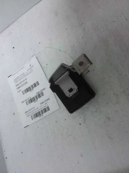 Módulo de control de puerta de enlace híbrido Honda Accord 38890-T3W-A01 2015 Foto 3 de 4