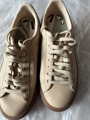Affordable!   Pumas Naturel Beige-Women s sneakers size 9M  $25