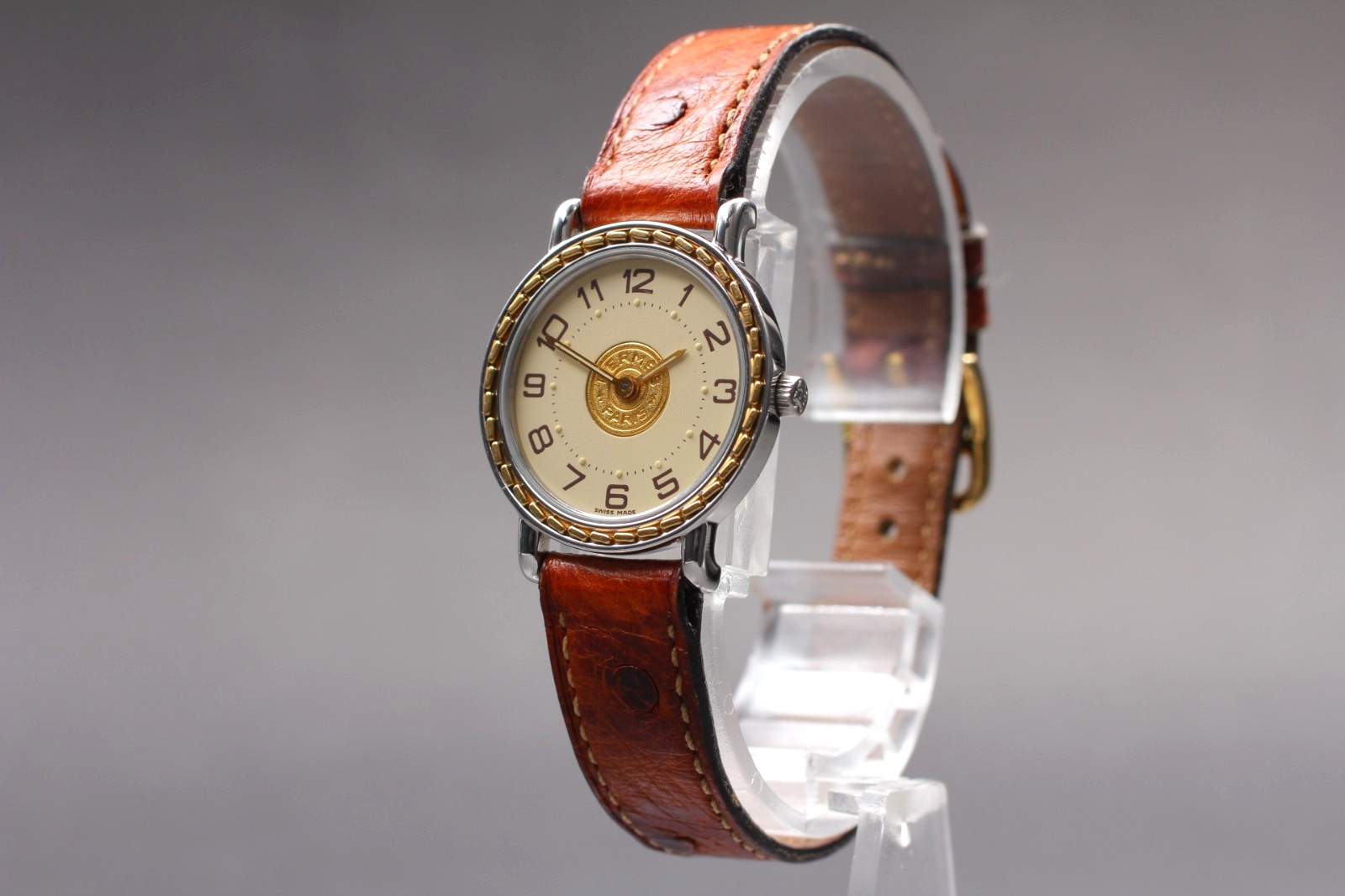 [NEAR MINT] Vintage HERMES Serie Sellier Gold 24mm Swiss Qz Womens Watch JAPAN image 4