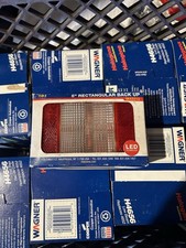 Truck-lite Rectangular Stop Turn Tail Light With Backup Super 45 Series Truck-lite Rectangular Stop Turn Tail Light With Backup Super 45 Series
