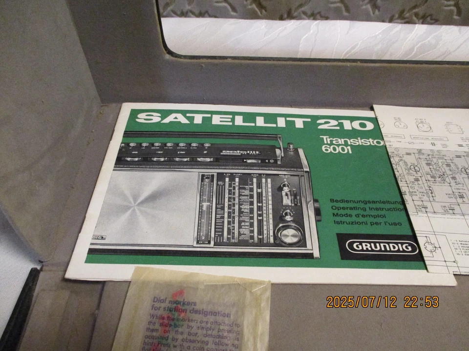 Bolsa para Gundig Satelit+ Sevice Manual con esquema y otros pares - Imagen 2 de 4