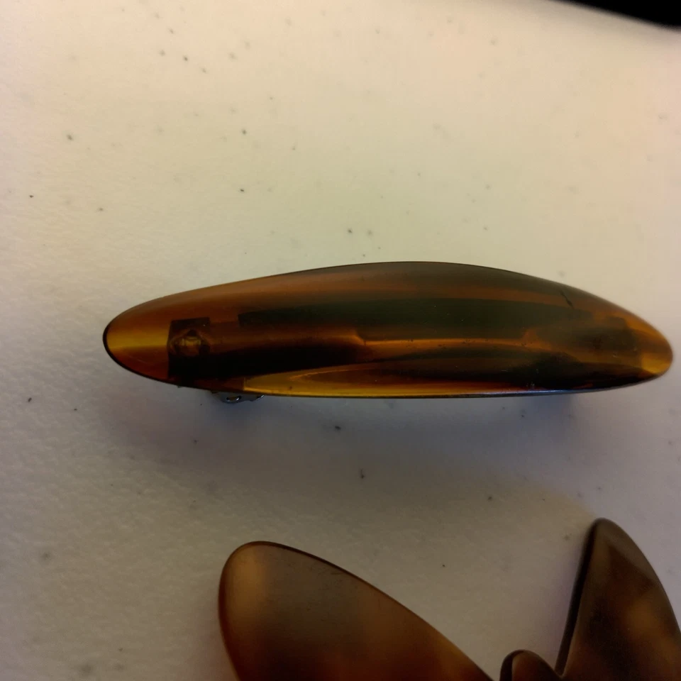 Vintage Hair Barrette Pair Butterfly Rounded Made In France Brown 2 Hairclips - Image 3 of 4