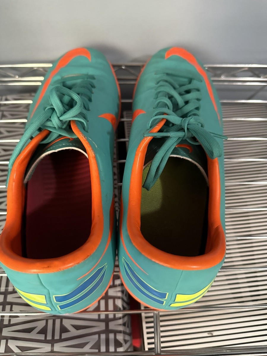 NIKE Mercurial Victory lll (3) IC Indoor Court SOCCER Futbol NIKE Mercurial Victory lll (3) IC Indoor Court SOCCER Futbol