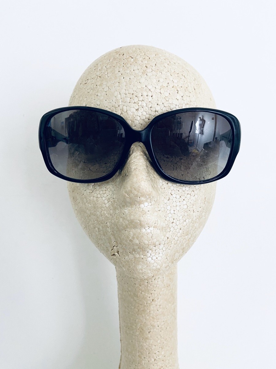 Burberry Black Oversized Oval Frame W Plaid Temple Sunglasses Italy 59 16 135 Burberry Black Oversized Oval Frame W Plaid Temple  main image 3