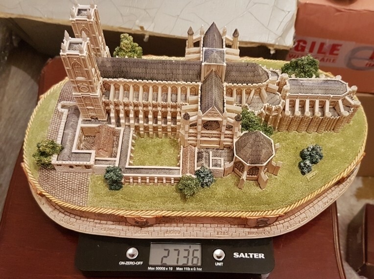 Lilliput Lane WESTMINSTER ABBEY 2000 - Brand New Britain's