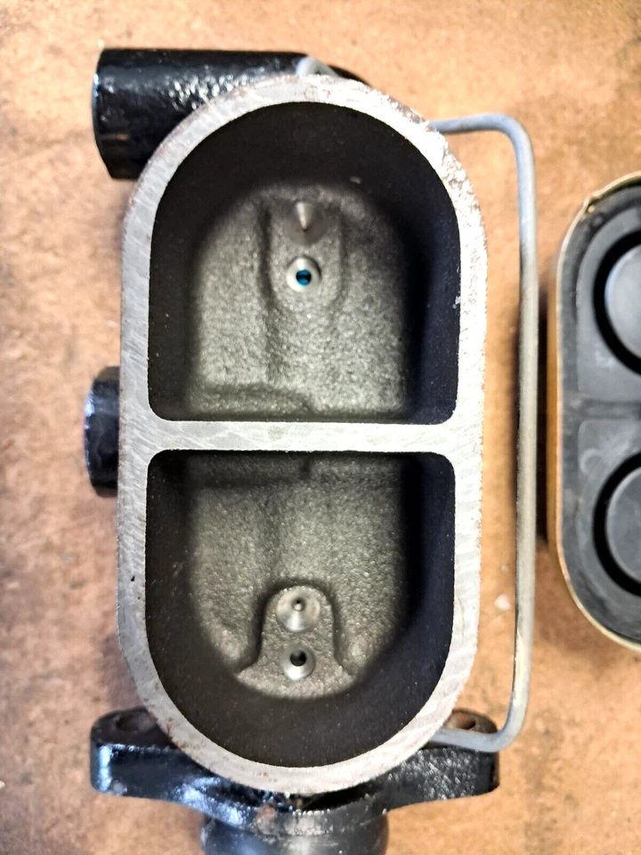 Ford Fairlane Torino Comet 1967-71 cilindro maestro 73328 C9OZ-2140-A NOS Foto 4 de 4