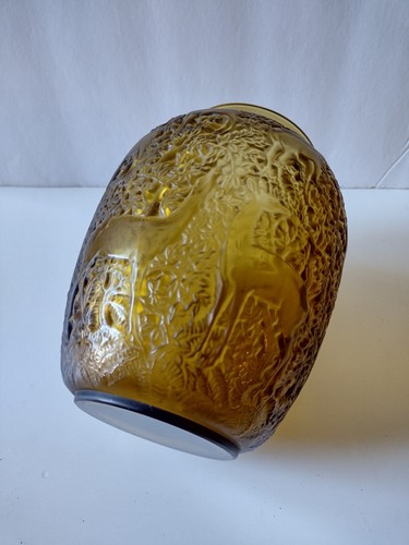 Very Rare Lalique Frosted Amber Crystal "Biches" Deer Vase - Picture 10 of 10