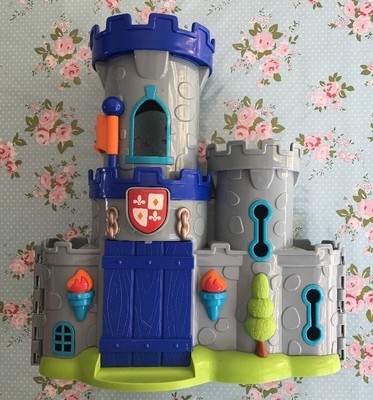 happyland castle figures