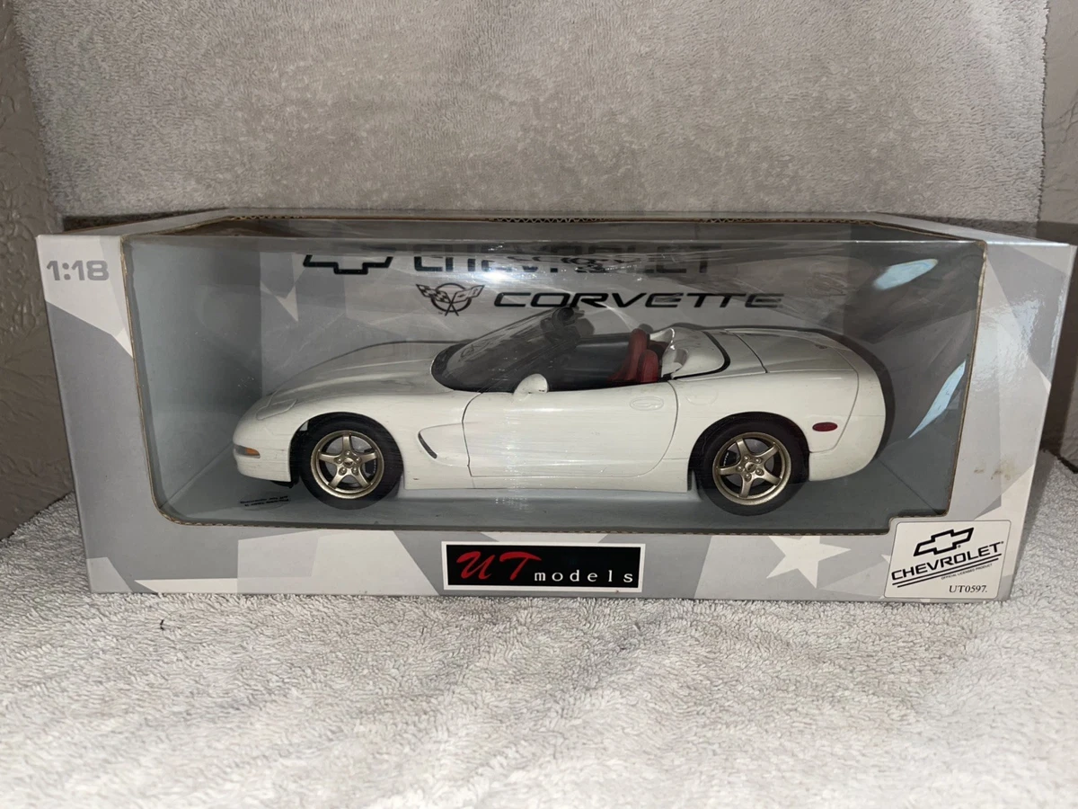 UT Chevrolet Corvette Contemporary Manufacture Diecast Cars