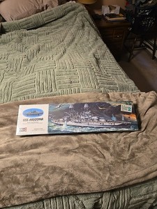 NOS Sealed Box USS Arizona Model Kit Pacific Fleet Battleship H-302. 1975 Revell