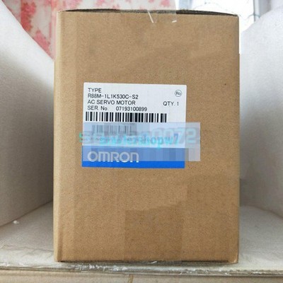 ONE New IN Box Omron R88M-1L1K530C-S2 Servo Motor