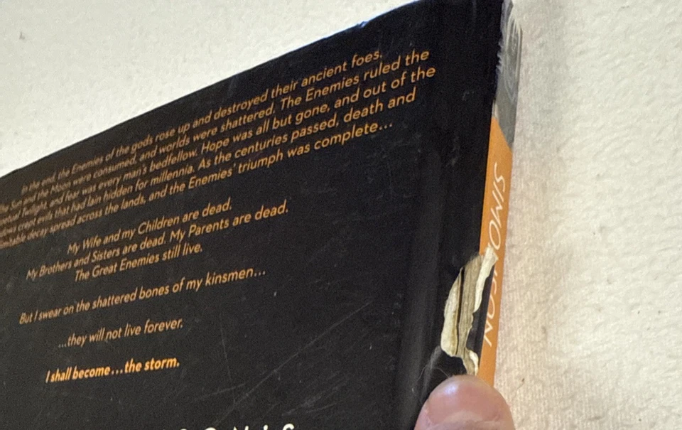 Ragnarok Last God Standing tapa dura Walter Simonson Foto 4 de 4