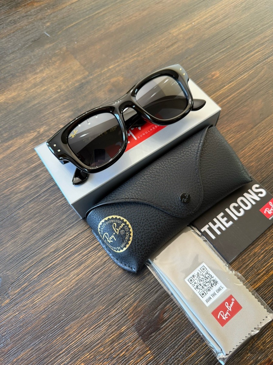 RB4940 601/87 RayBan Wayfarer Puffer Black Frame Ultra Black Lens