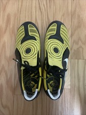 nike total 90 yellow