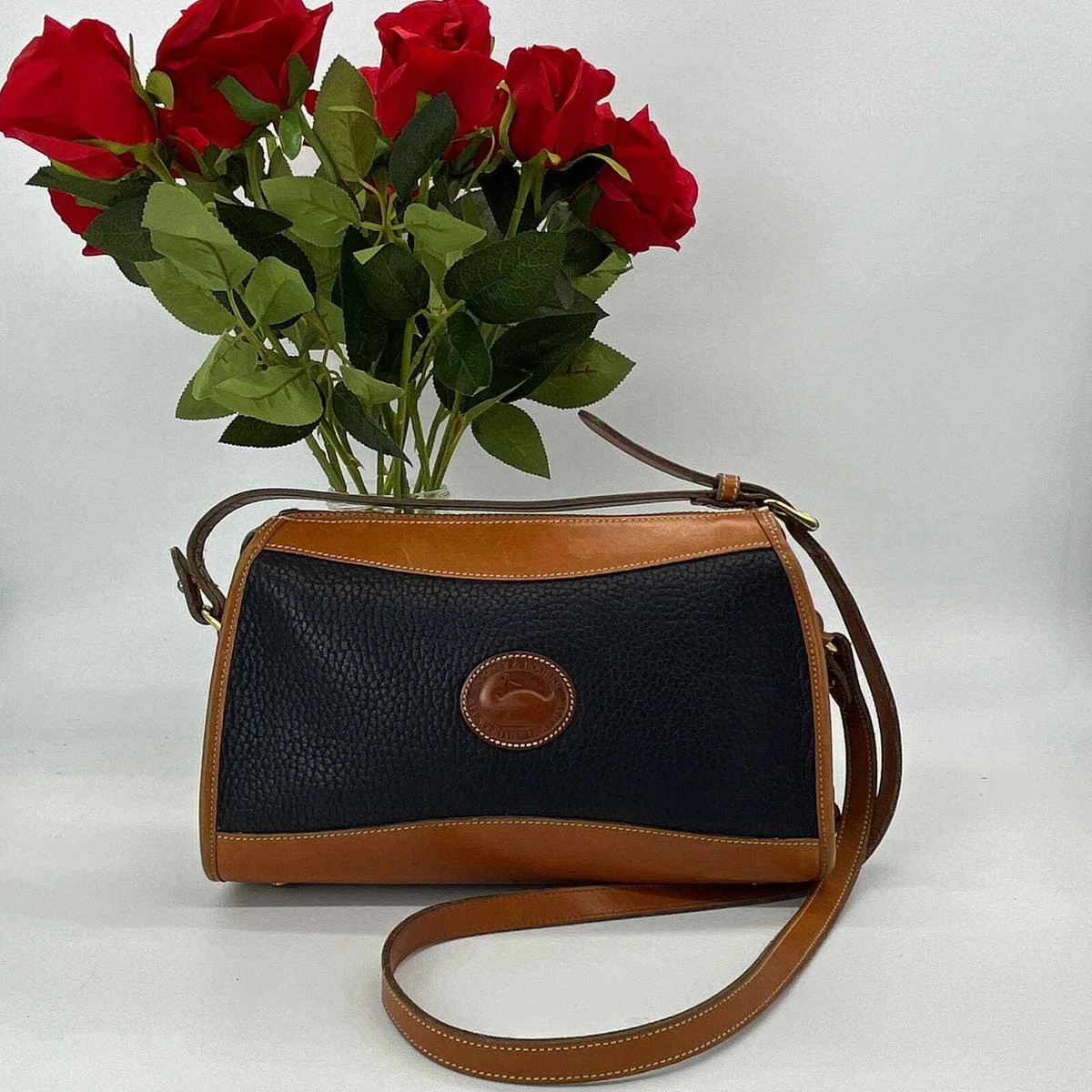 Vintage Dooney Bourke AWL Classic Zip Top Bag Tan Navy eBay
