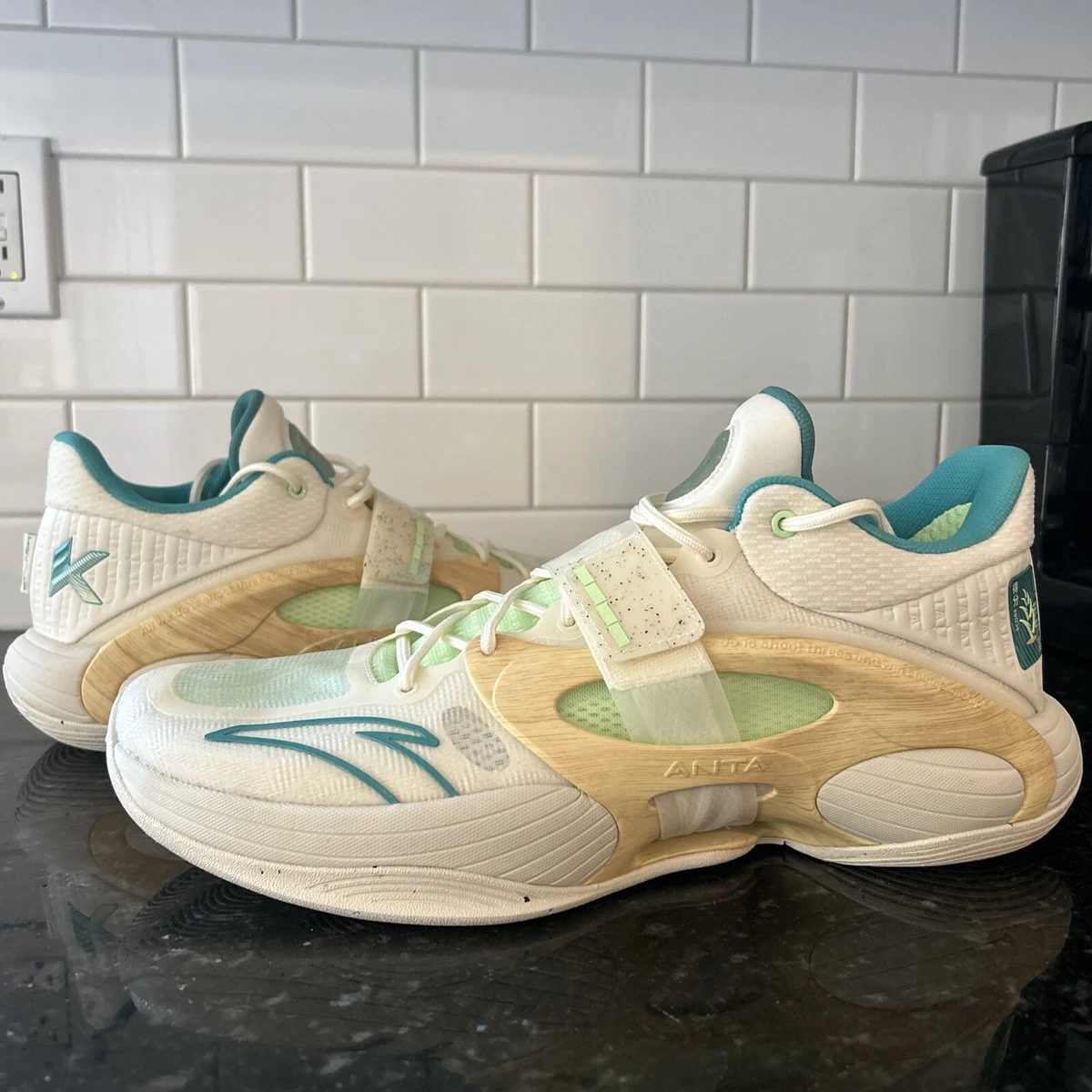 Klay thompson on sale anta deal