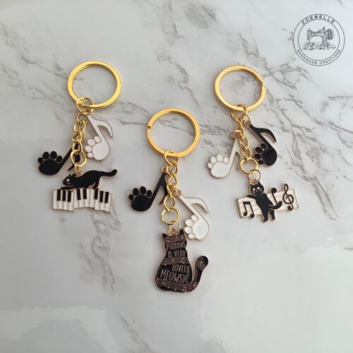 Musical Black Cats Music Notes Keyboard Keyring Keychain Gift Enamel Charm - Picture 1 of 12