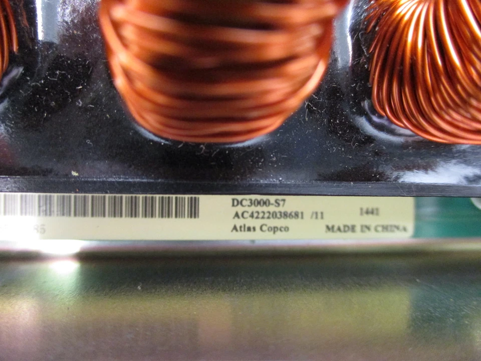 UNIDADE DE UNIDADE DE CONTROLE ATLAS COPCO TOOLS 8433174005 TIPO PF3007-C-DN-HW - Imagem 4 de 4