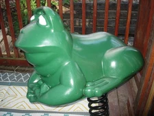 RARE LARGE GREEN FROG OUTDOOR PLAYGROUND EQUIPMENT  SPRING RIDE-ON TOY EXCELLENT