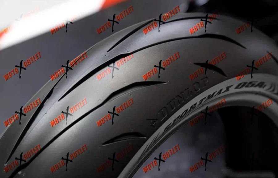 200/55ZR17 Dunlop Sportmax Q5A Rear Tire Motorcycle 200 55 17  Back 45274209 - Image 3 of 4