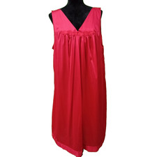 NEW Vanity Fair Nightgown 1X Bright Red V Neck Nylon Lace