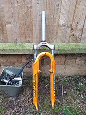 Marzocchi Z3 80 26in MTB Suspension Fork 80mm Lockout 1 1/8in Orange