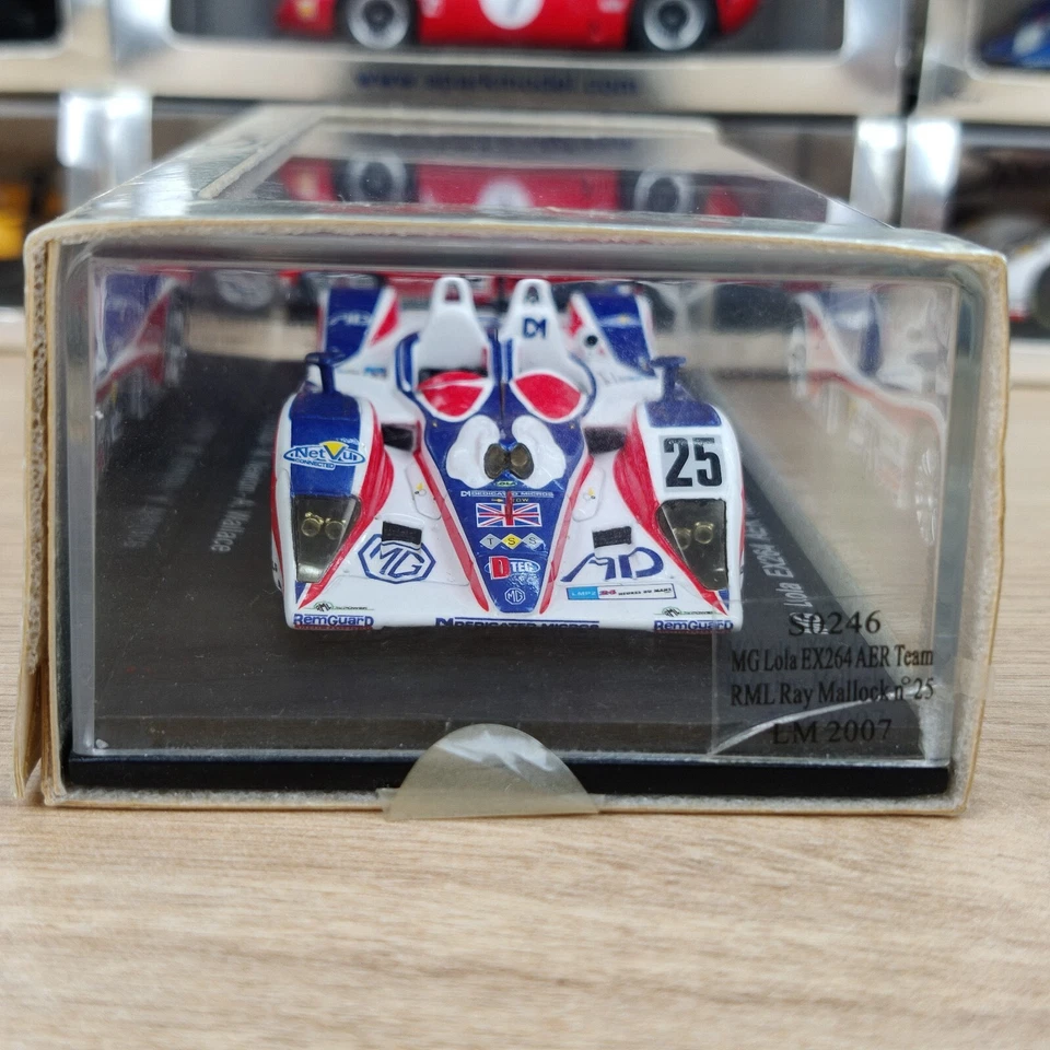 SPARK MG LOLA EX 264 AER TEAM RML #25 LM 2007 ERDOS;NEWTON;WALLACE 1:43 S0246 - Immagine 4 di 4
