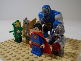 LEGO Hawkman Darkseid Minifigure Set - 76028 DC Justice League Darkseid Invasion