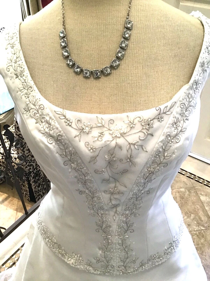 JASMINE NUEVO Vestido de Novia Vestido de Novia Blanco Bordado Organza 12 Foto 3 de 4