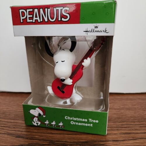 Hallmark Christmas Tree ornament Snoopy with Guitar - Picture 1 of 4