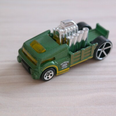 2017 CRATE RACER HOT WHEELS DIECAST CAR TOY