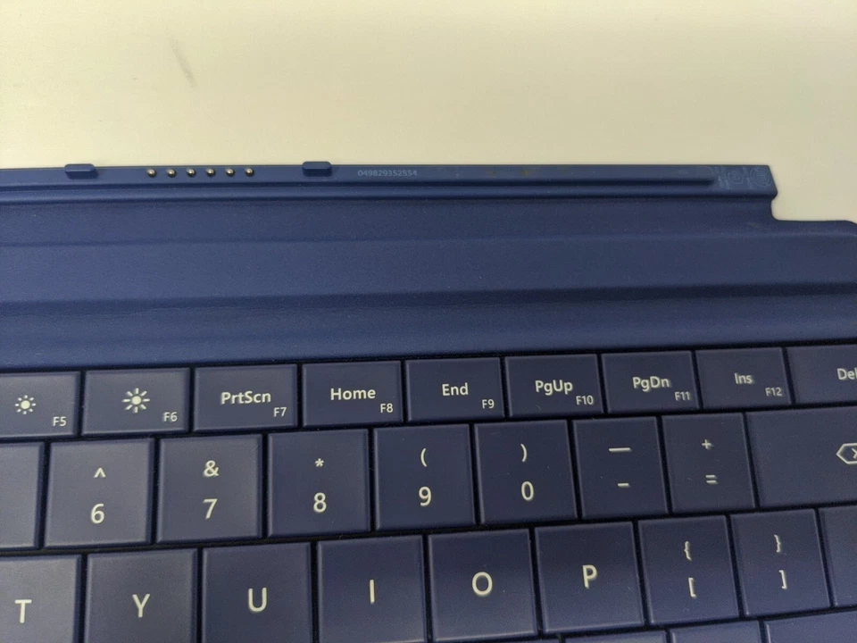 Microsoft Surface 3 Type Utlra-thin Cover/Keyboard - Blue (1654) - Tested - Image 3 of 4