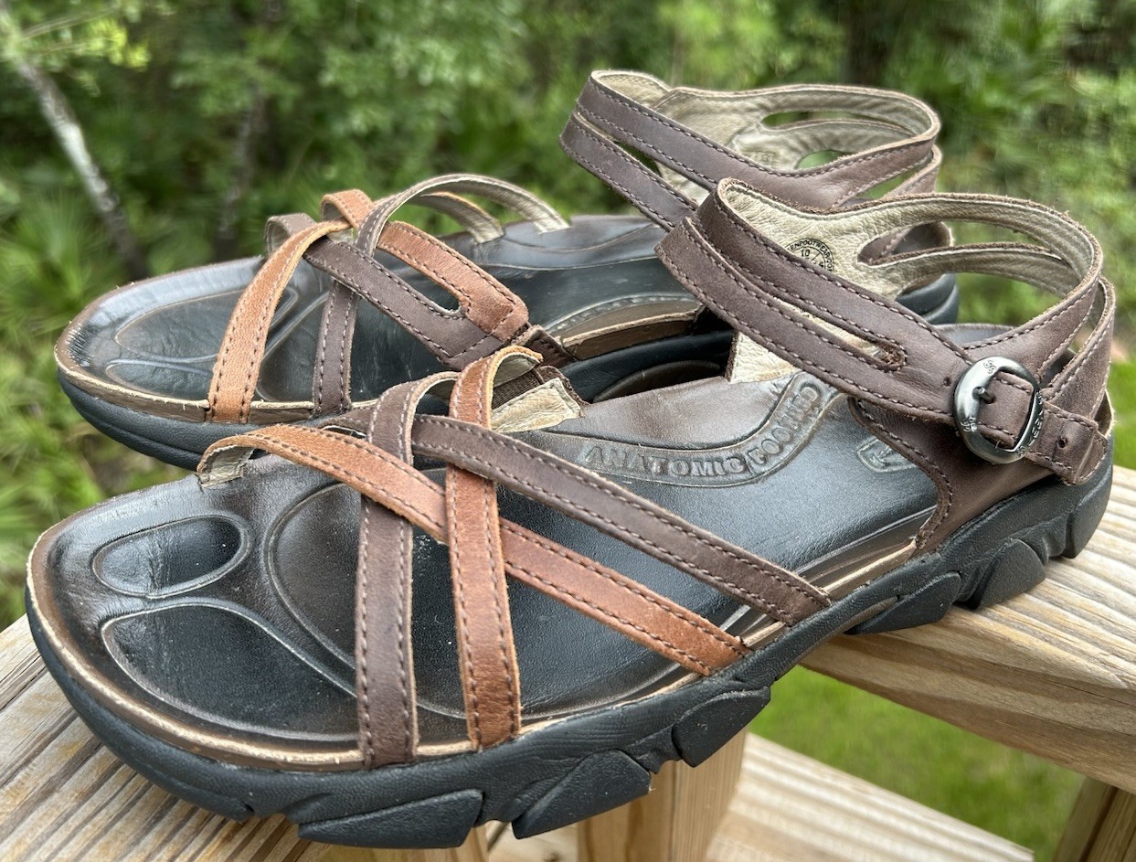 Sandali Keen Naples in pelle marrone da donna stile cinturino taglia US 10 outdoor acqua