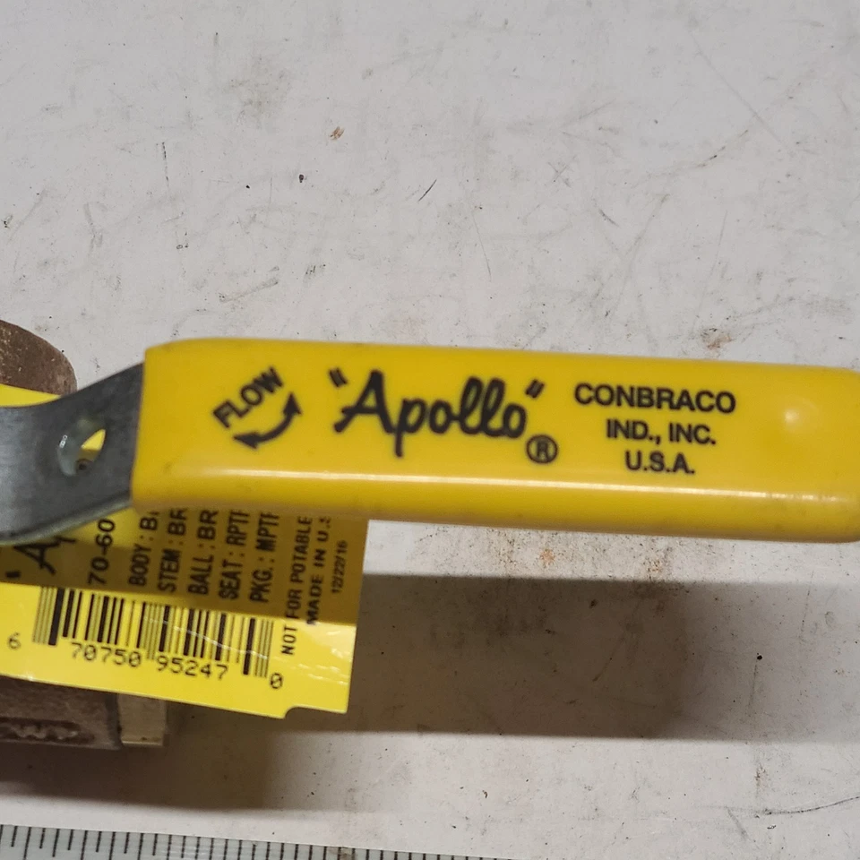 Apollo. 1/4" Pipe, Standard Port, Bronze Standard Ball Valve Three Way, FNPT ... - Image 2 of 4