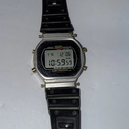 VTG Casio G Shock 240 DW-5400 (1985)Gold Button Extremely Rare WORKS NEW BATTERY