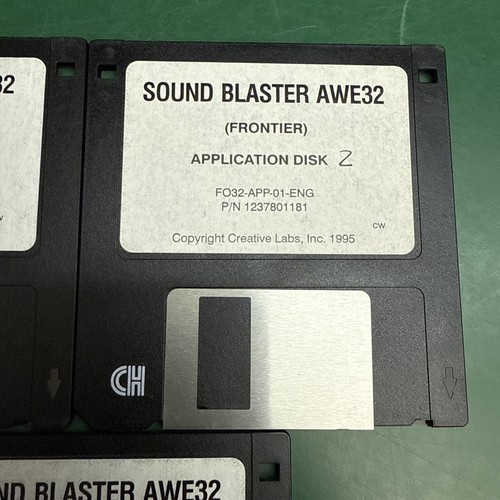 Sound Blaster AWE32 Accessoire d'application d'installation - disquette 3,5 pouces - Photo 3/4