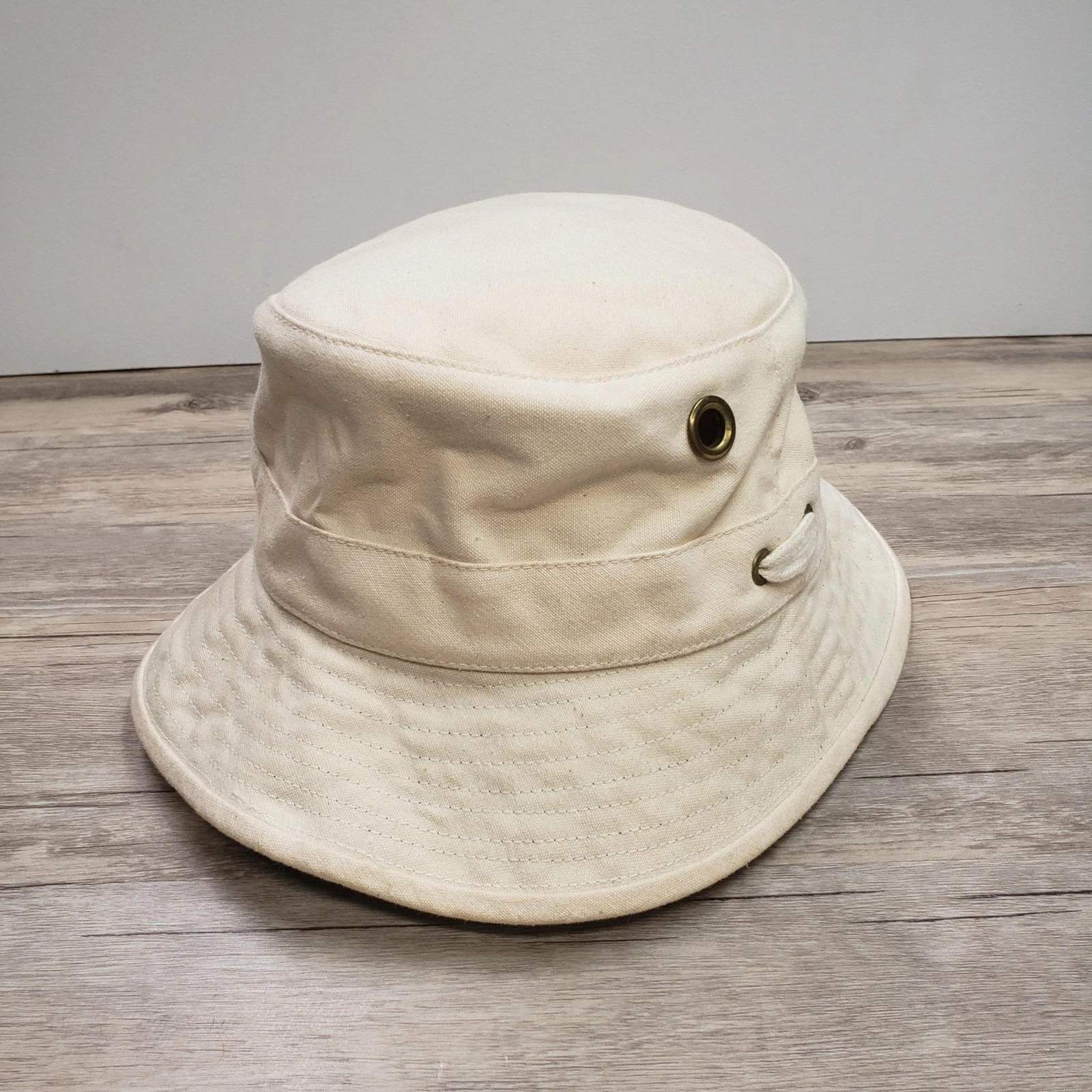 Tilley Hat Bucket Mens 7 3/8 Beige Canvas Boonie Outdoor Sun Fishing Travel