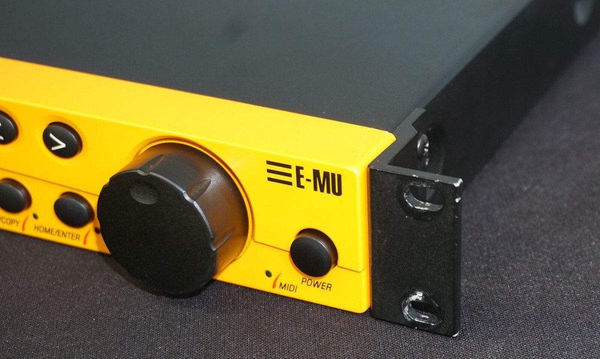E-MU Xtreme Lead-1 64 Voice BPM Synthesiser Yellow 1U Rack Mount