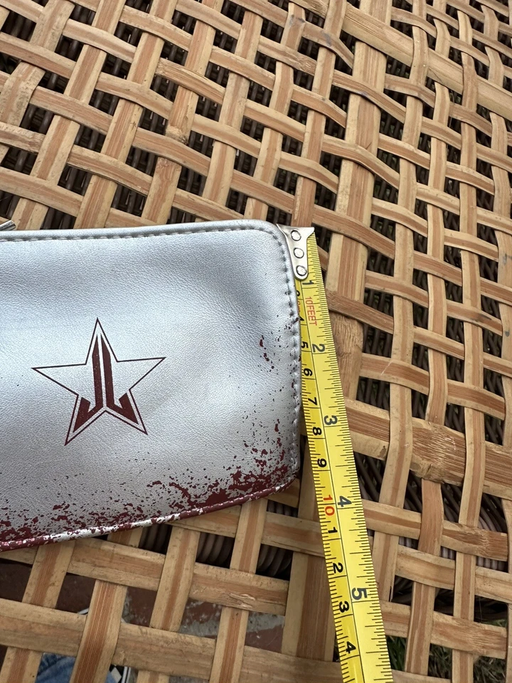 Lote de accesorios cosméticos Jeffree Star bolso muñequera cuchillo y camisa tie dye XL Foto 3 de 4