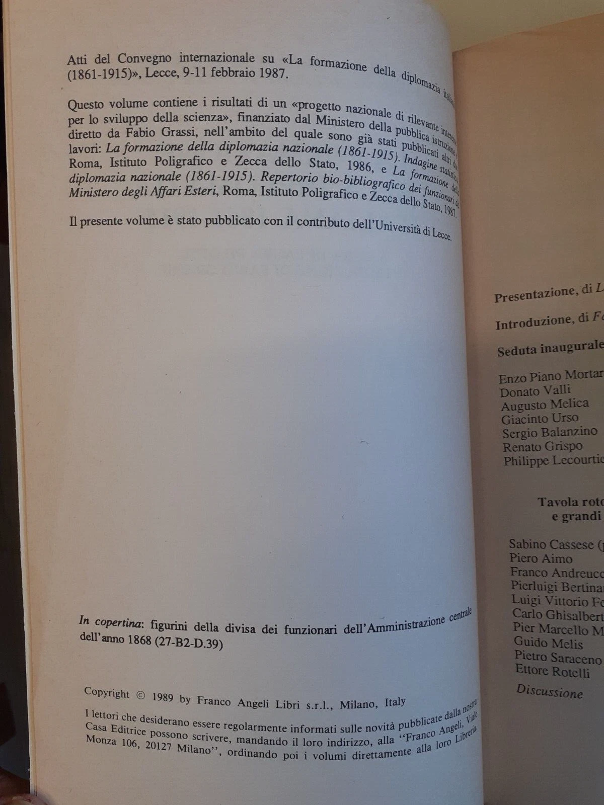 Foto 5 di 16