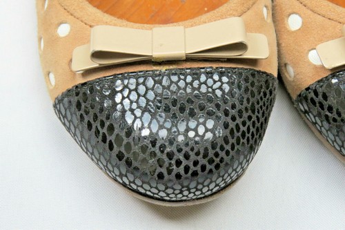 Zapatos de salón Chie Mihara para mujer tacón 38/8 lazo lunares gamuza serpiente España clásicos - Imagen 6 de 12