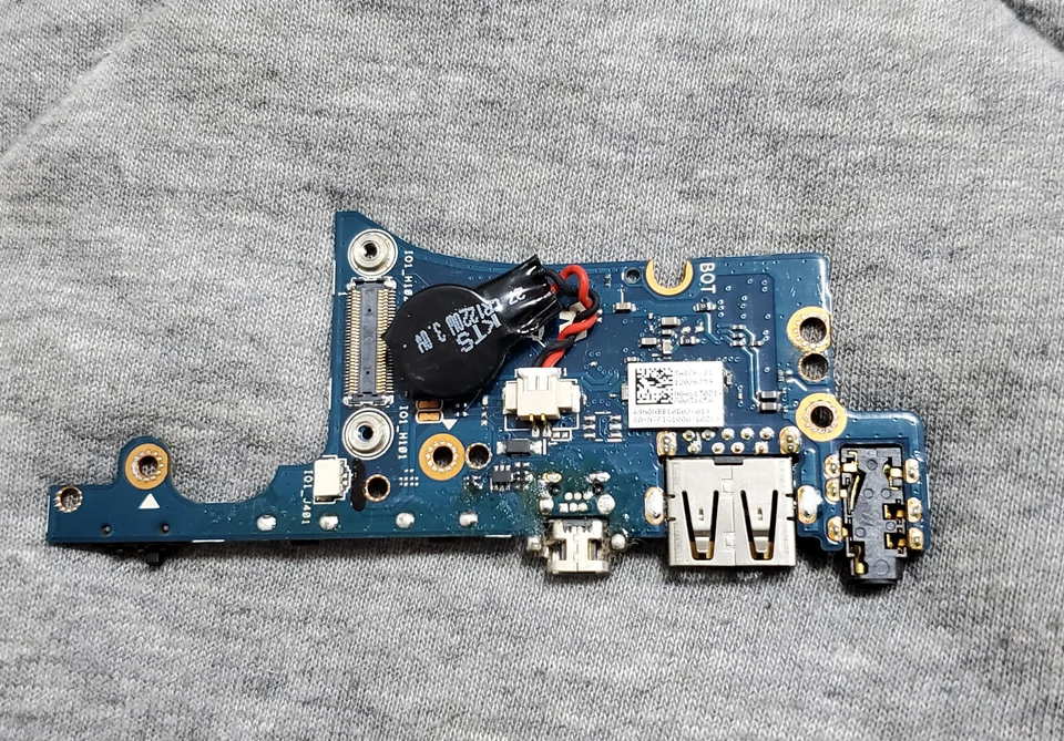 IO BOARD - Portátil Convertible Asus Taichi 21 - AUDIO USB HDMI ALIMENTACIÓN - Taichi21 Foto 2 de 2