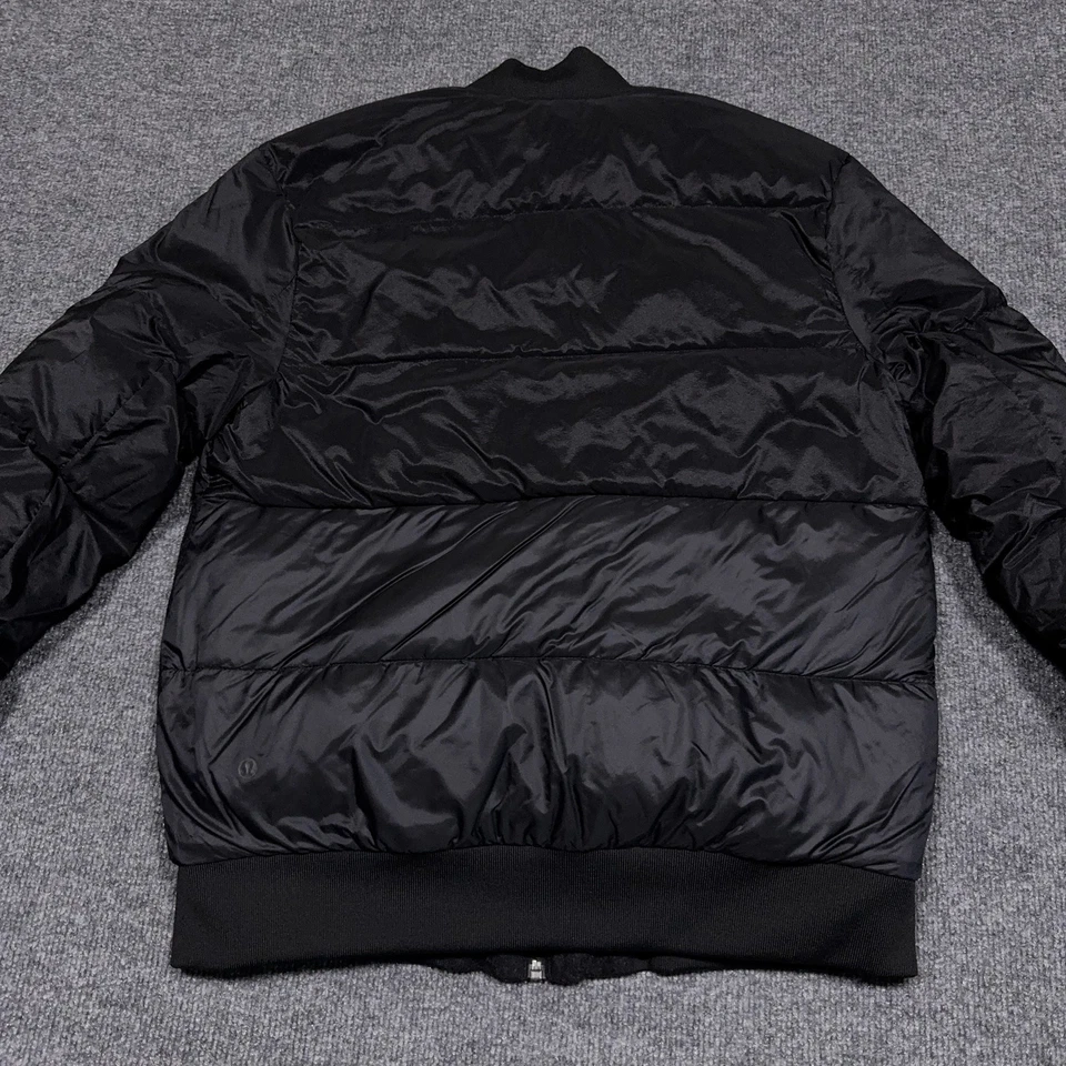 Lululemon Insulated Bomber Jacket Mens 8 Roam Far Quilted Winter Puffer Coat - Image 4 of 4