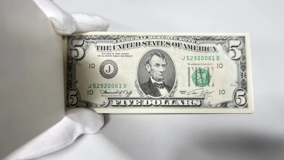 1977 $5 Santa Fe Federal Reserve 20 Consecutive Note - RARE Vintage $100 Book - Image 3 of 4