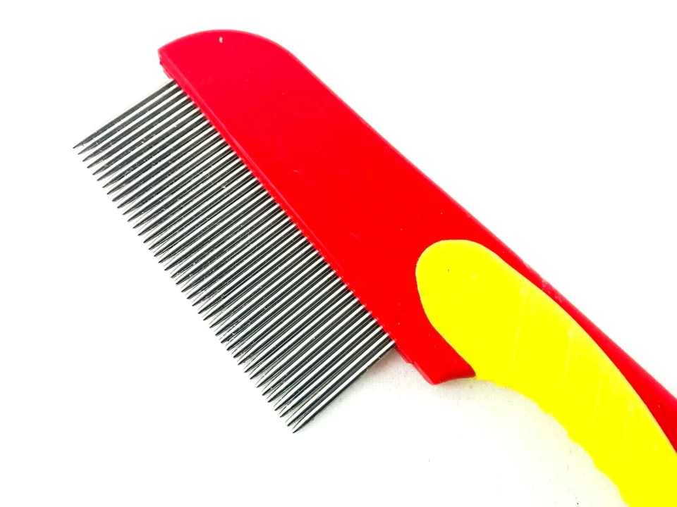 Cepillo peine para eliminar la caspa del cabello Random Color Shipped - Image 2 of 4