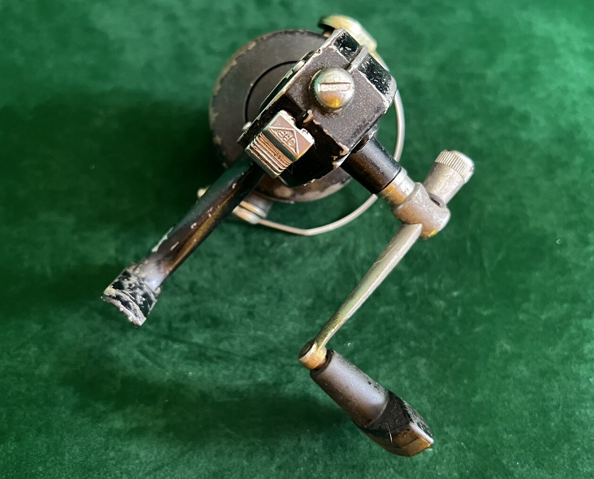 Vintage Berkley 4201 Fishing Reel, Parts Japan, Made in the Vintage Berkley 4201 Fishing Reel, Parts Japan, Made in the