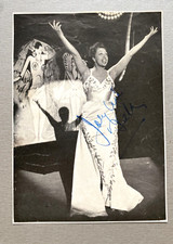 JOSEPHINE BAKER (†1975) original signed program sheet 13x18 autograph