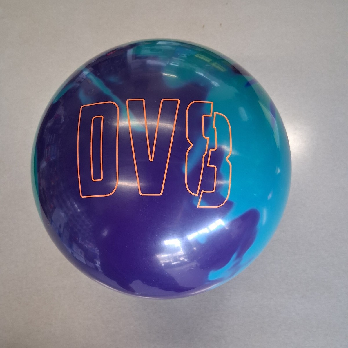 DV8 Wicked Collision 1ST QUALITY BOWLING ball 14 lb. NEW IN BOX