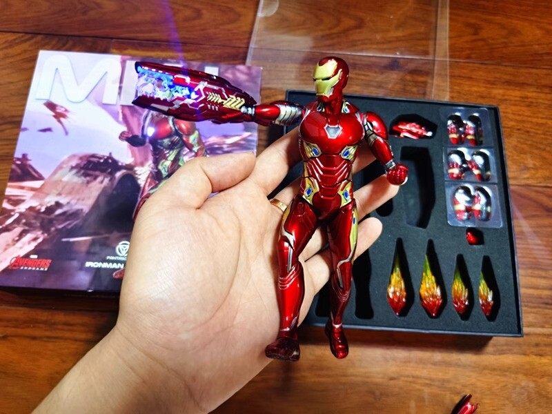 FANTASCRAFT IRON MAN MK50 可動フィギュア FANTASCRAFT Iron Man MK50 Action Figure 1/12 Scale LED Toys